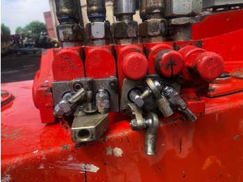 Hydraulisk ventil MANITOU