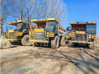 Tipptruck CATERPILLAR