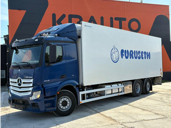 Lastebil med kjøl MERCEDES-BENZ Actros 2548