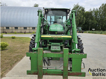 Traktor John Deere 5100 R: bilde 3