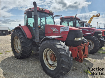 Traktor McCORMICK