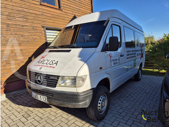 Kassebil MERCEDES-BENZ