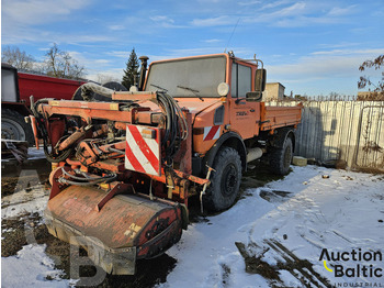 Tippbil UNIMOG