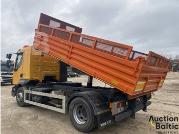 Leie Volvo FL 240 4x2 Volvo FL 240 4x2: bilde 4 Leie Volvo FL 240 4x2 Volvo FL 240 4x2: bilde 4