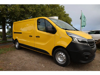 Personenbil RENAULT