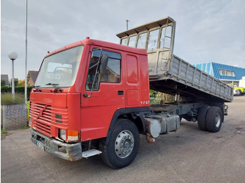 Tippbil VOLVO FL10