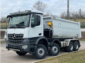 Tippbil MERCEDES-BENZ