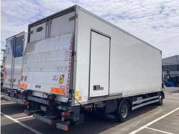 Lastebil med kjøl VOLVO FL