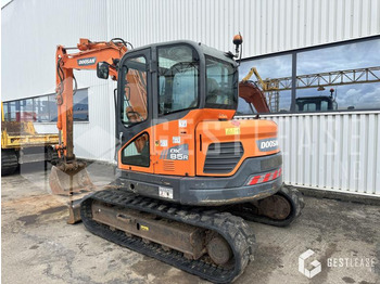 Minigraver Doosan DX85R-3: bilde 2 Minigraver Doosan DX85R-3: bilde 2