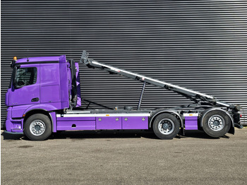 Lastebil med kabelsystem Mercedes-Benz AROCS 3345 / 6x2 / CABLE-CONTAINER SYSTEM: bilde 3