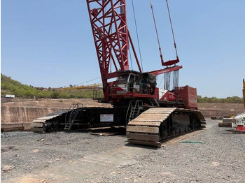 Beltegående kran LIEBHERR