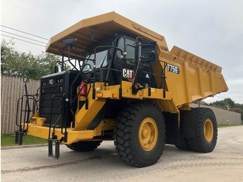 Tipptruck CATERPILLAR