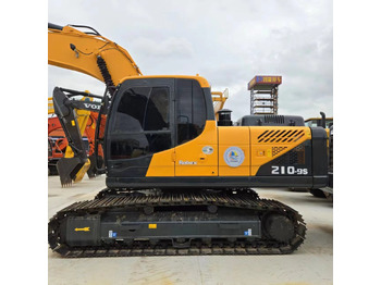 Gravemaskin HYUNDAI R210