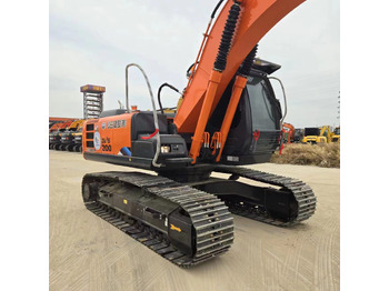 Gravemaskin HITACHI ZX200
