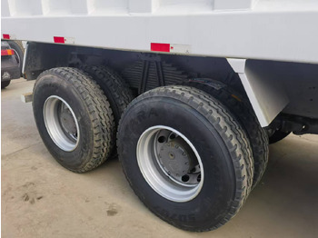 Tippbil Sinotruk HOWO 375 6*4 Dump truck: bilde 4 Tippbil Sinotruk HOWO 375 6*4 Dump truck: bilde 4