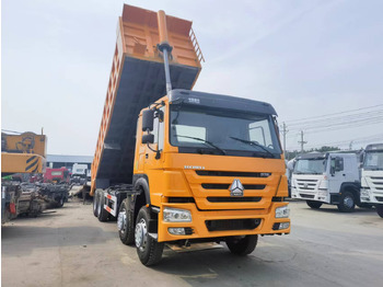 Tippbil Sinotruk HOWO 375 8*4 Dump truck: bilde 3