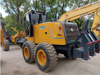 Grader XCMG GR2153