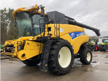 Skurtresker NEW HOLLAND CR9090