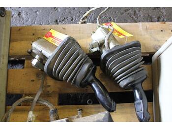 Førerhus og interiør LIEBHERR