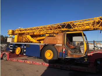 Allterrengkran LIEBHERR LTM 1030/2