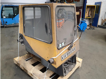Førerhus LIEBHERR