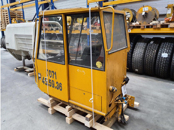Førerhus LIEBHERR