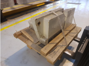Motvekt for Mobilkran Terex Terex Challenger 4200 counterweight 1,4 ton: bilde 4 Motvekt for Mobilkran Terex Terex Challenger 4200 counterweight 1,4 ton: bilde 4