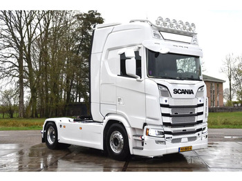 Trekkvogn SCANIA S 660 V8