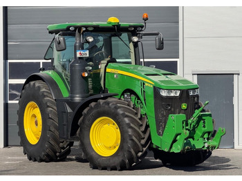 Traktor JOHN DEERE 8400
