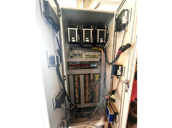 Leie XCMG official used XGC28000 large crawler crane for sale XCMG official used XGC28000 large crawler crane for sale: bilde 3