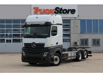 Container-transport/ Vekselflak lastebil MERCEDES-BENZ Actros