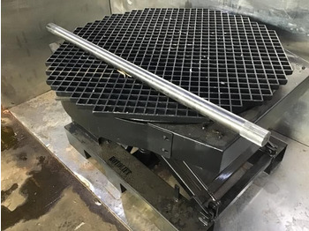 Hjulspindel LIEBHERR