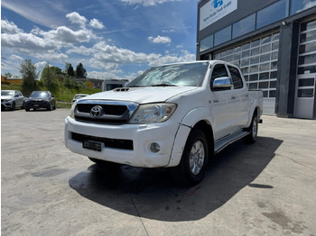 Leie TOYOTA Hilux 3.0D 4WD TOYOTA Hilux 3.0D 4WD: bilde 1 Leie TOYOTA Hilux 3.0D 4WD TOYOTA Hilux 3.0D 4WD: bilde 1