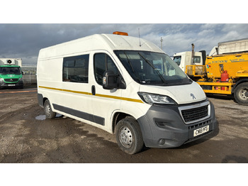 Varebil med dobbelt førerhus PEUGEOT Boxer