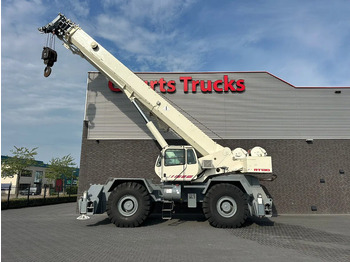 Røff terreng kran TEREX