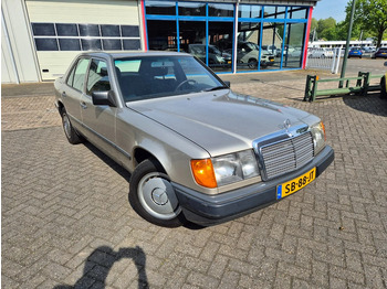 Personenbil MERCEDES-BENZ
