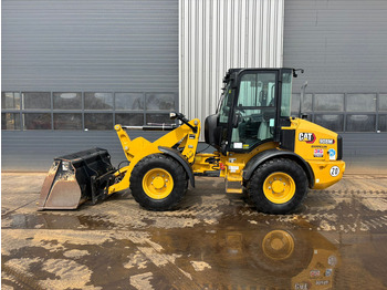 Hjullaster CATERPILLAR 908M