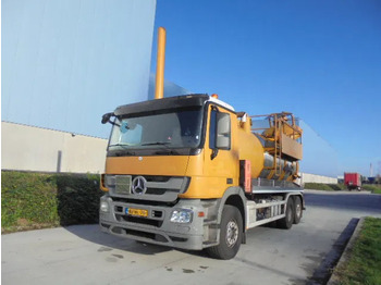 Vakuum lastebil MERCEDES-BENZ Actros 2532