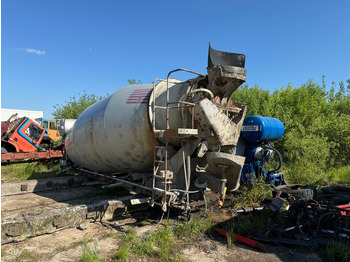Betongbil MAN
