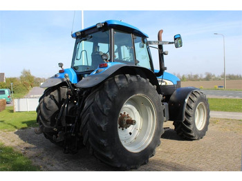 Traktor New Holland TM175: bilde 3