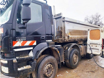 Tippbil IVECO Trakker