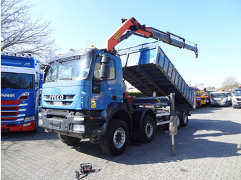 Tippbil IVECO Trakker