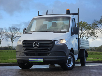 Varebil med plan MERCEDES-BENZ Sprinter 317