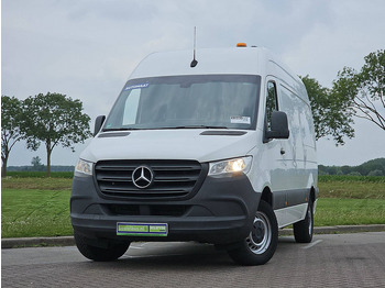 Kassebil MERCEDES-BENZ Sprinter 319