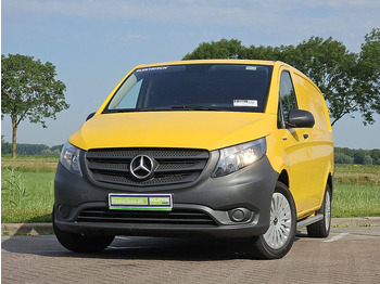 Små varebil MERCEDES-BENZ eVito