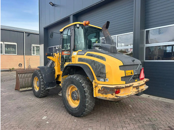 Hjullaster Volvo L45G: bilde 2