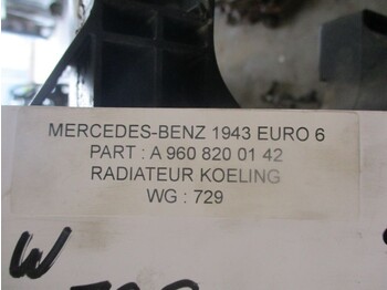 Radiator for Lastebil Mercedes-Benz 1943 A 960 820 01 42 RADIATEUR KOELING: bilde 2
