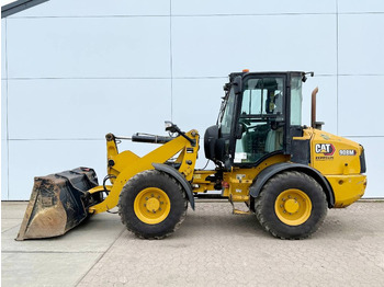 Hjullaster CATERPILLAR 908M