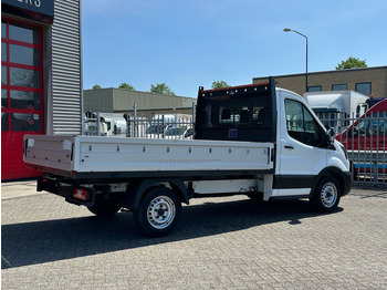 Varebil med plan Ford Transit: bilde 4