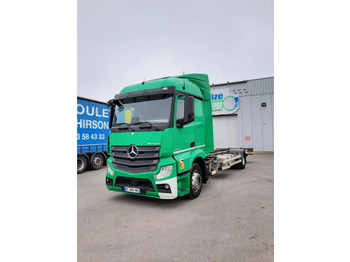 Chassis lastebil MERCEDES-BENZ Actros 1836